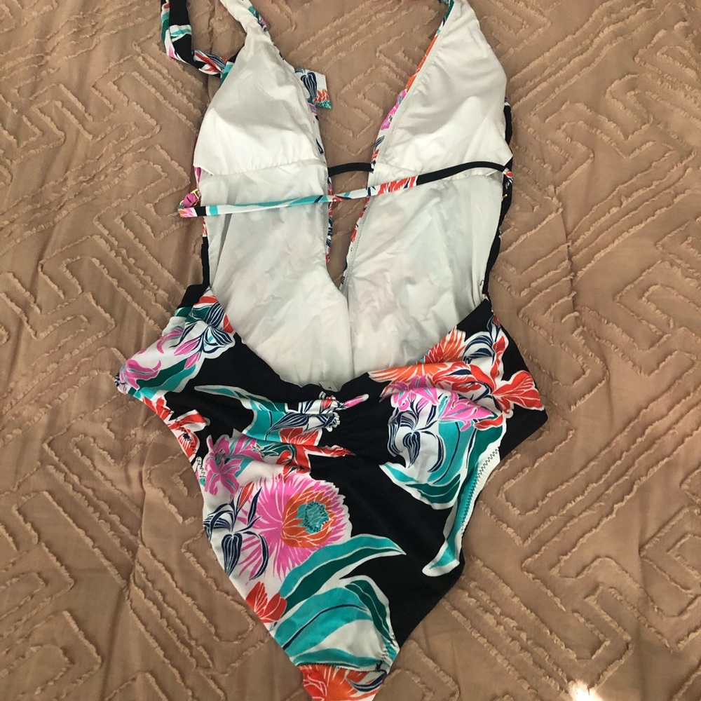 Floral Trina Turk Swimsuit - Picture 7 of 9